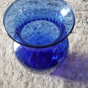 BLUE GLASS VASE